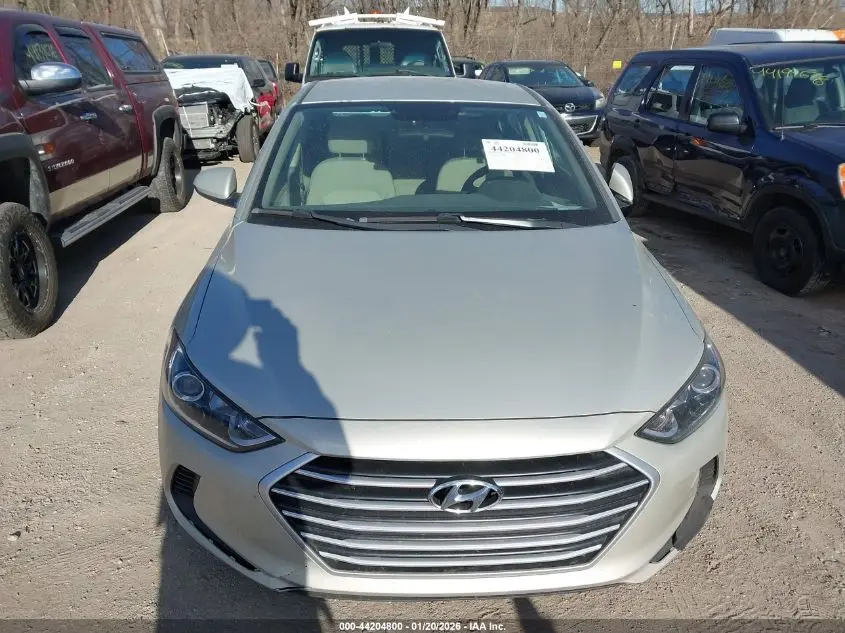 2017 HYUNDAI ELANTRA SE