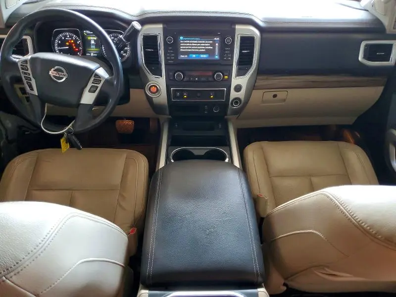 2017 NISSAN TITAN SL  