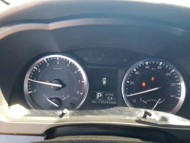 2015 TOYOTA HIGHLANDER LE PLUS  