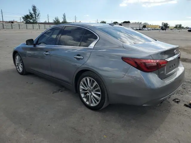 2018 INFINITI Q50 LUXE  