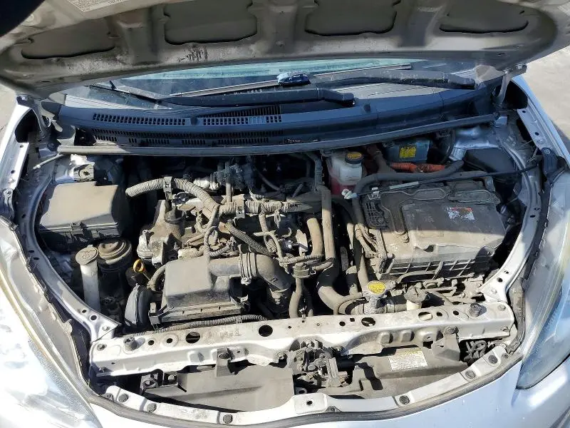 2015 TOYOTA PRIUS C ONE  