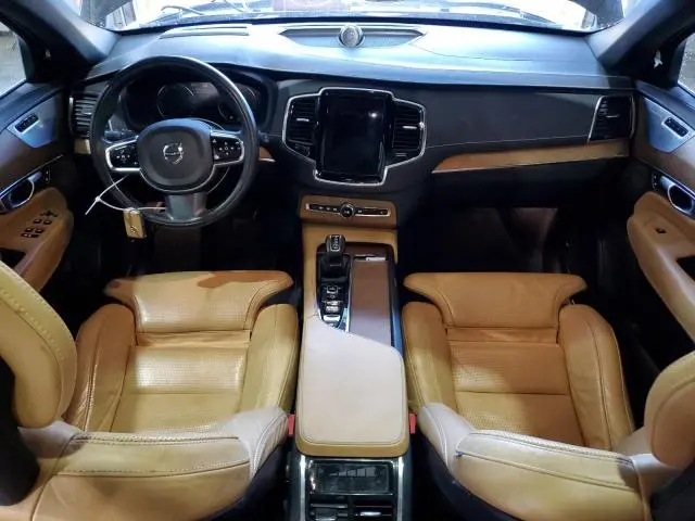 2016 VOLVO XC90 T6