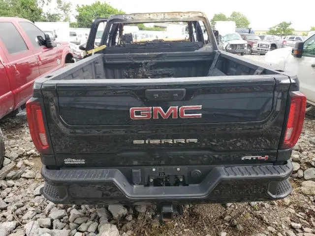 2022 GMC SIERRA K2500 AT4  