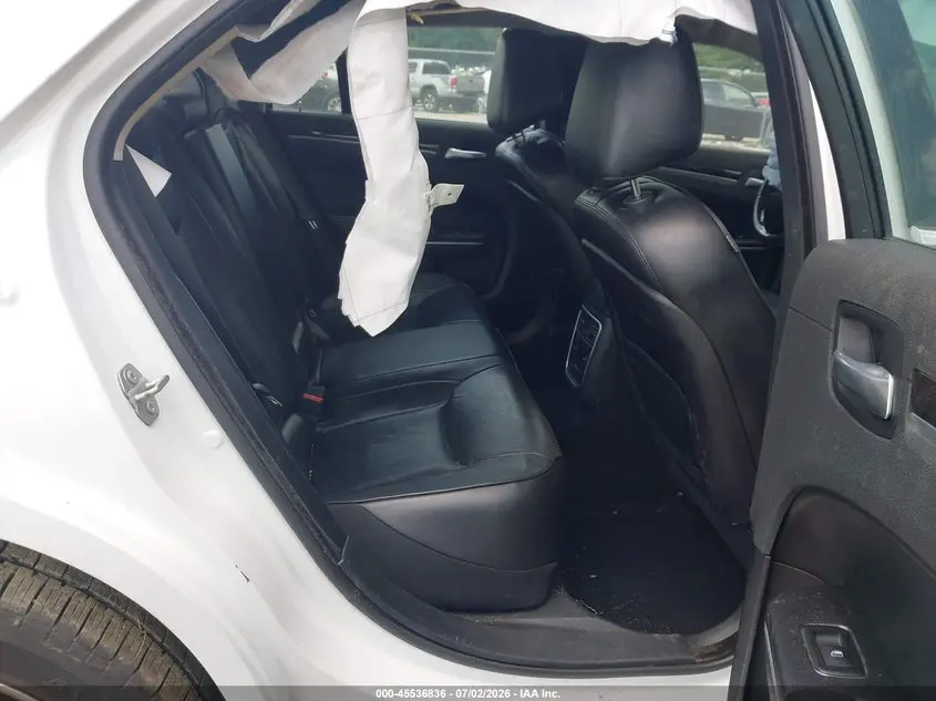 2019 CHRYSLER 300 LIMITED AWD