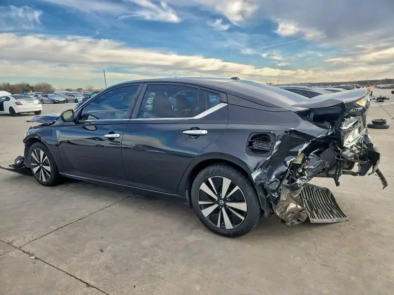 2021 NISSAN ALTIMA 2.5 SV  