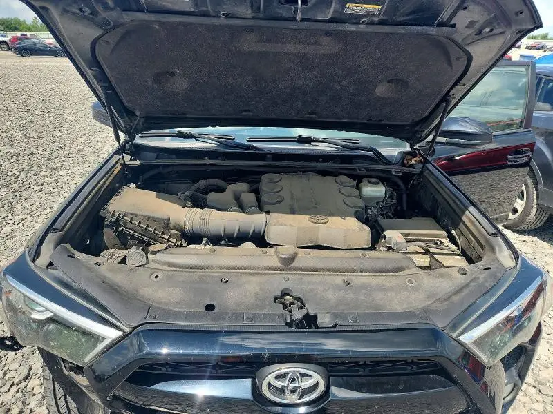 2019 TOYOTA 4RUNNER SR5  