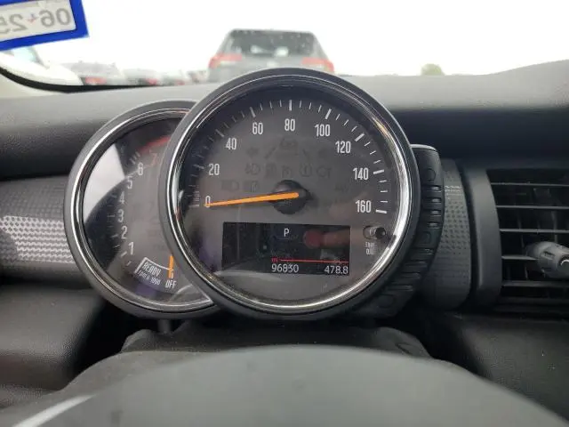 2017 MINI COOPER 
