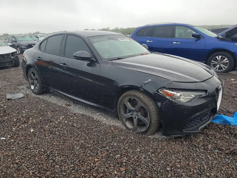 2018 ALFA ROMEO GIULIA Q4  