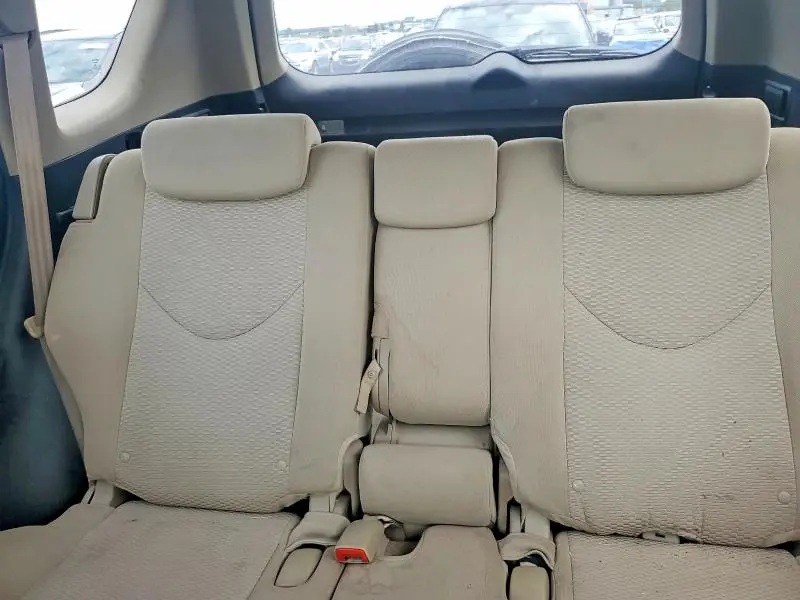 2011 TOYOTA RAV4 BASE  