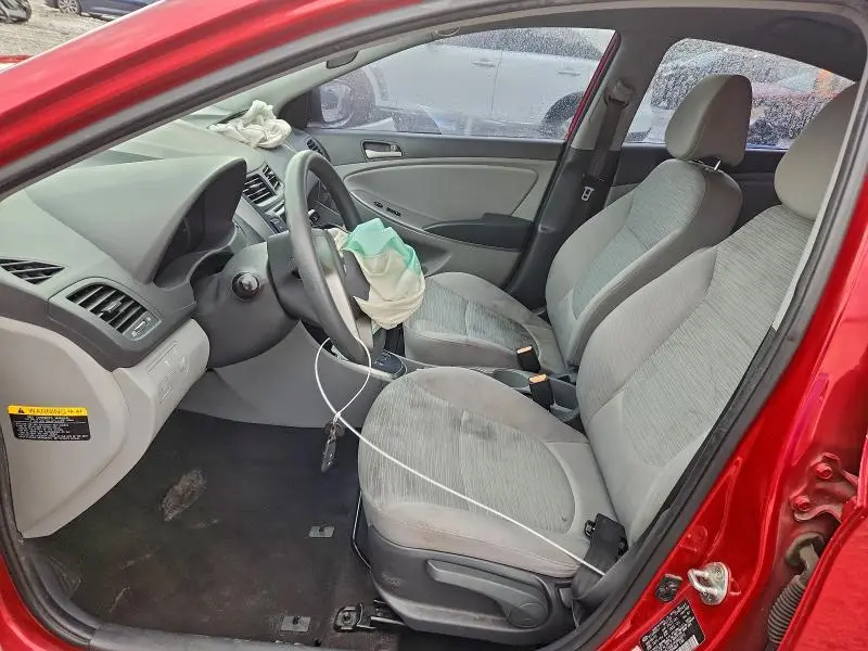 2015 HYUNDAI ACCENT GLS  