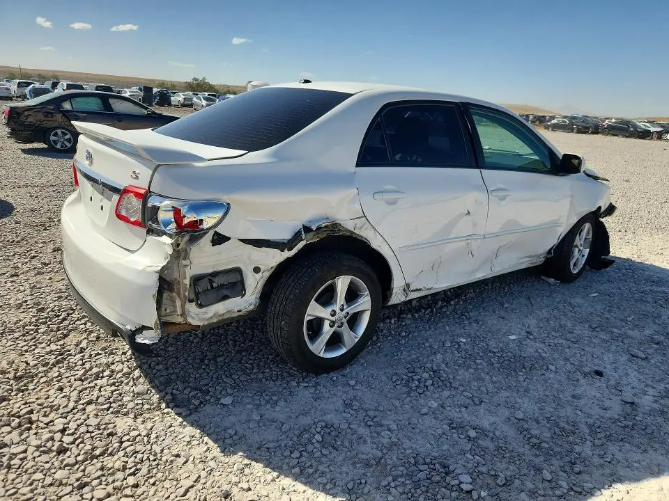 2011 TOYOTA COROLLA S  