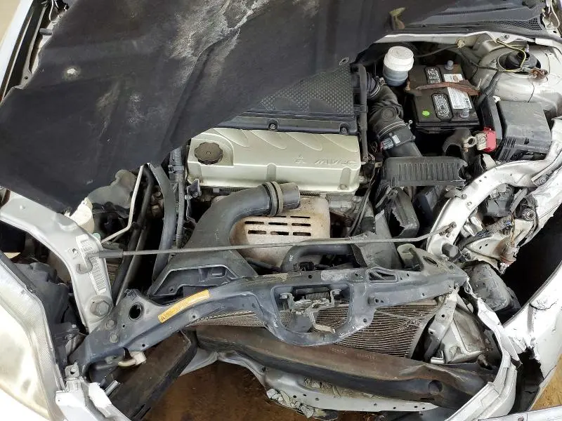2011 MITSUBISHI GALANT FE  