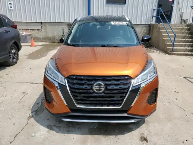 2021 NISSAN KICKS SV  