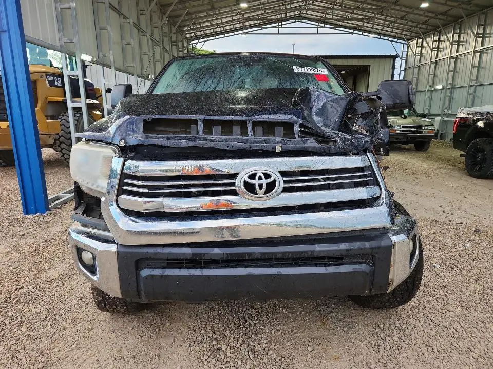 2016 TOYOTA TUNDRA SR5  