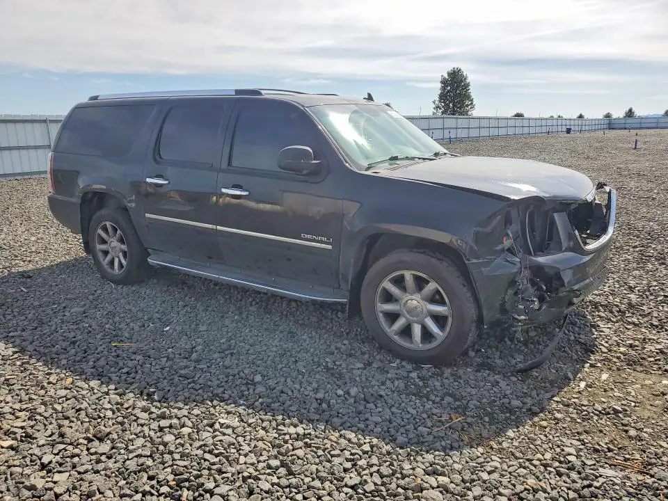 2010 GMC YUKON XL DENALI  