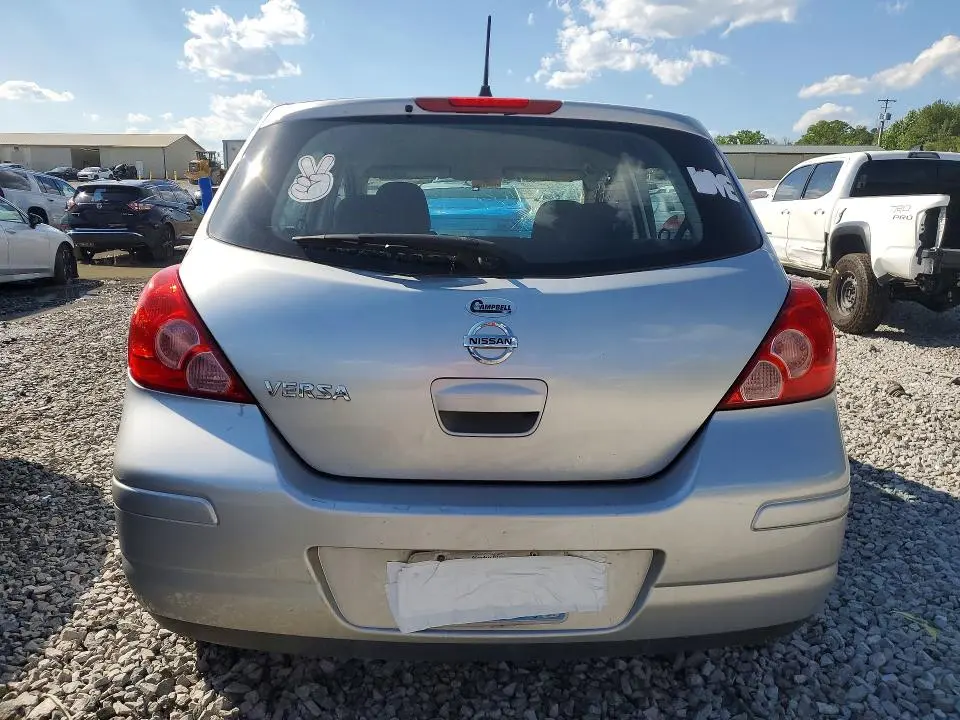 2010 NISSAN VERSA 1.8 S  