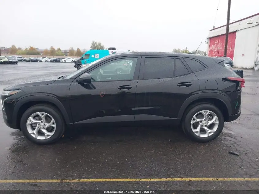 2025 CHEVROLET TRAX FWD LS