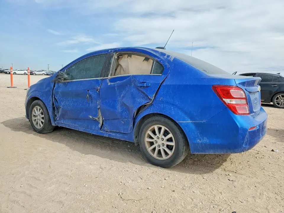 2019 CHEVROLET SONIC LT  