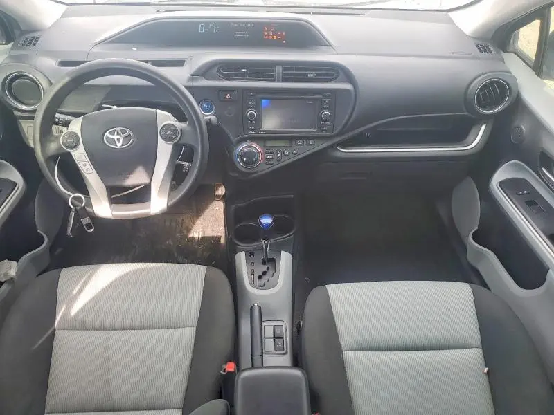 2014 TOYOTA PRIUS C THREE  