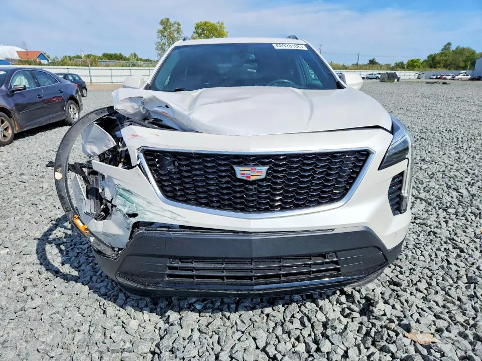 2019 CADILLAC XT4 SPORT  