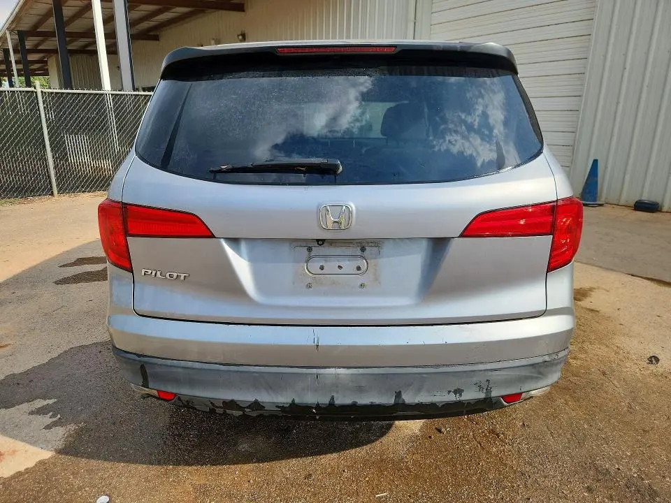 2016 HONDA PILOT LX  