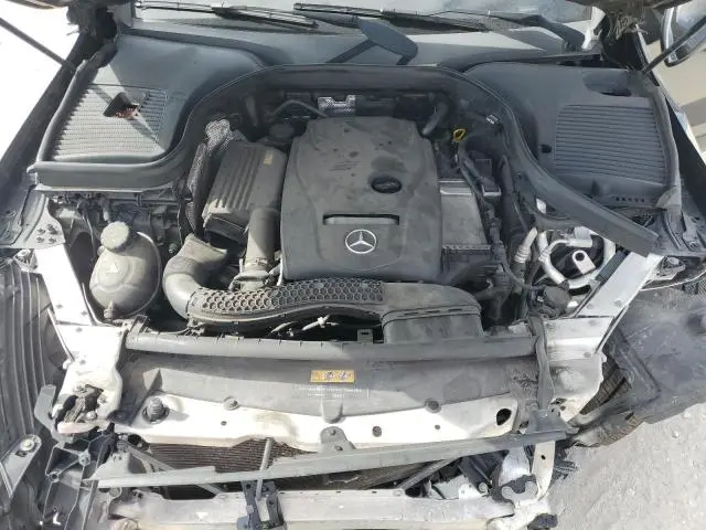 2017 MERCEDES-BENZ GLC 300