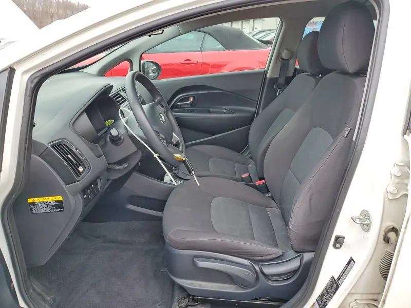 2016 KIA RIO LX  