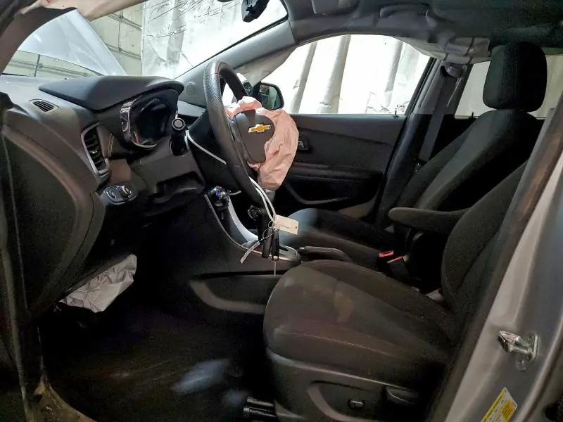 2021 CHEVROLET TRAX LS  