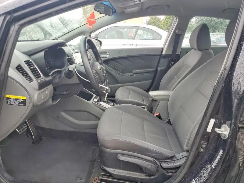 2018 KIA FORTE LX  