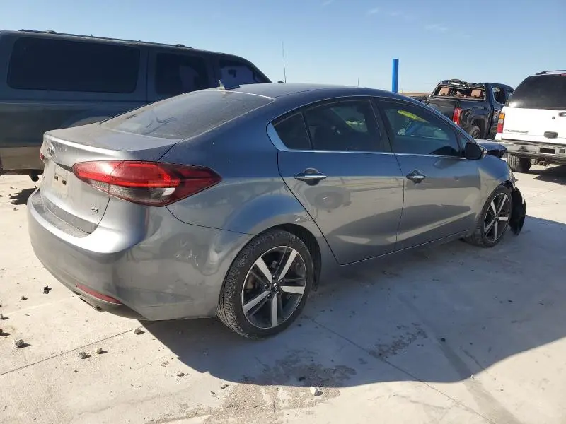2017 KIA FORTE EX  