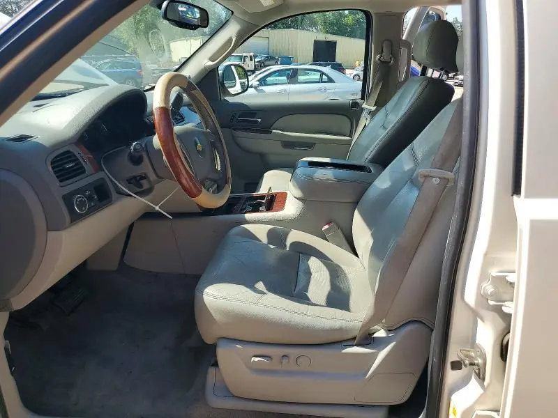 2011 CHEVROLET TAHOE C1500 LTZ  