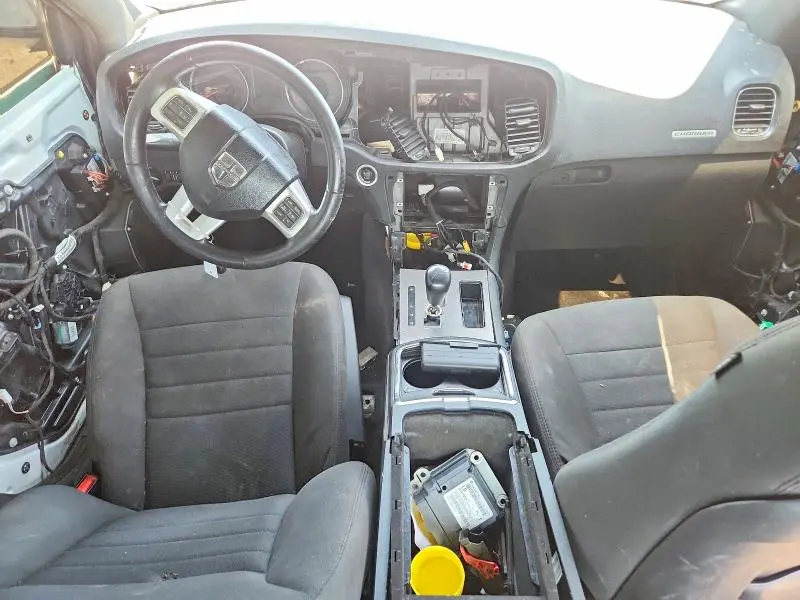 2012 DODGE CHARGER SE  