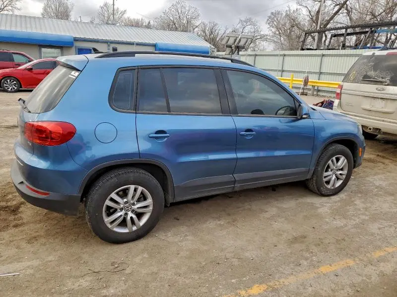 2017 VOLKSWAGEN TIGUAN S  