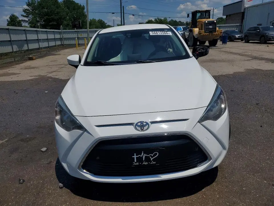 2017 TOYOTA YARIS IA BASE  