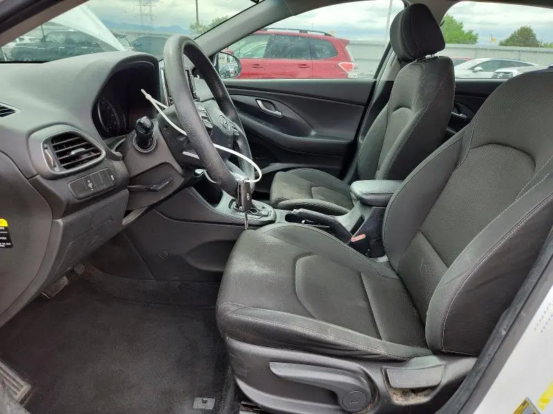 2018 HYUNDAI ELANTRA GT BASE  