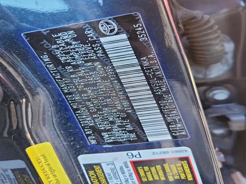 2017 TOYOTA CAMRY LE  