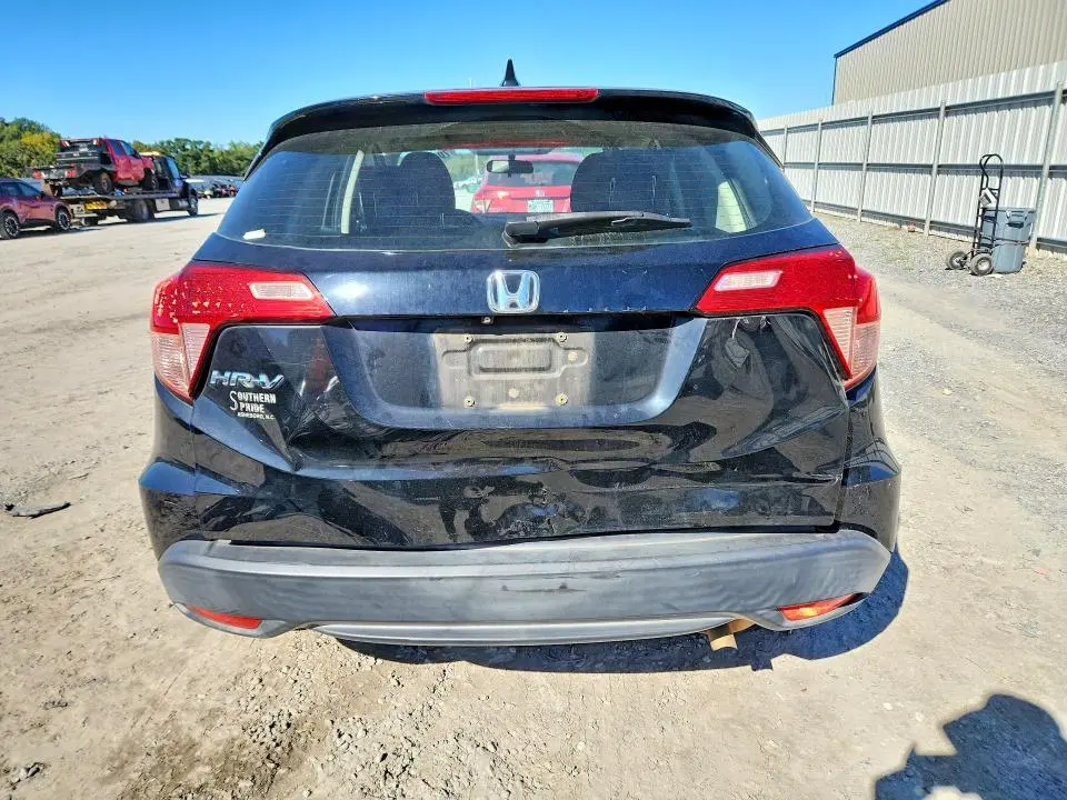 2016 HONDA HR-V LX  