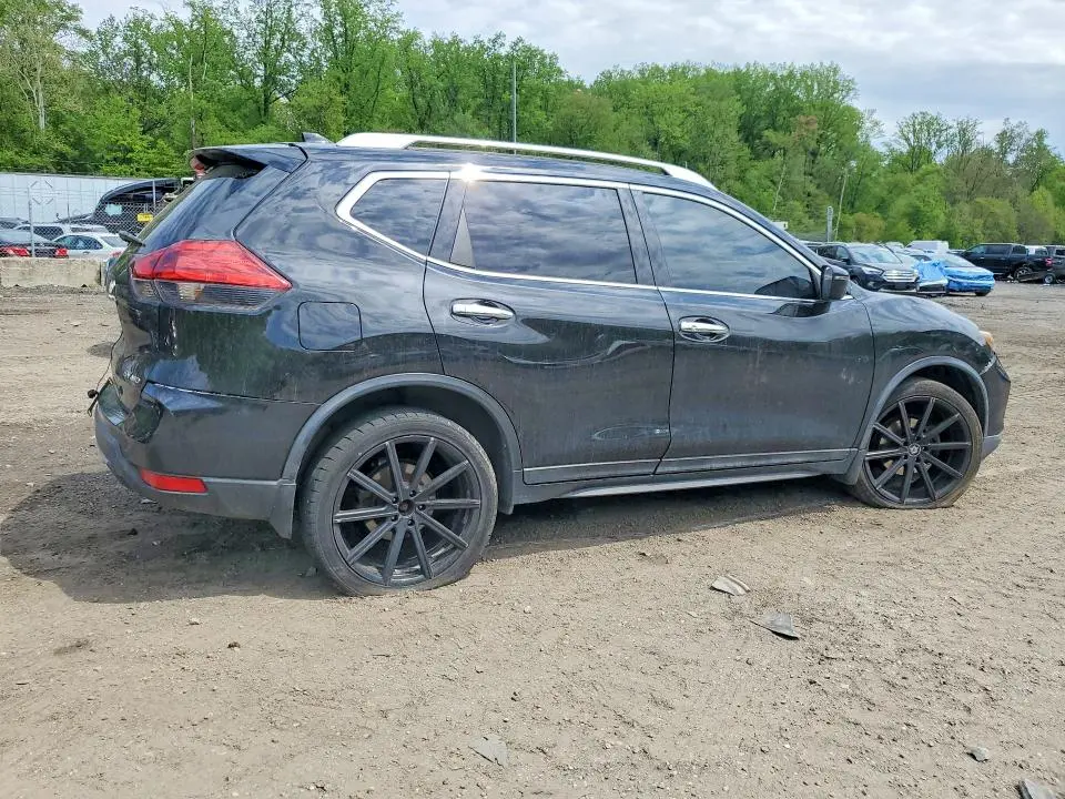 2017 NISSAN ROGUE SV  