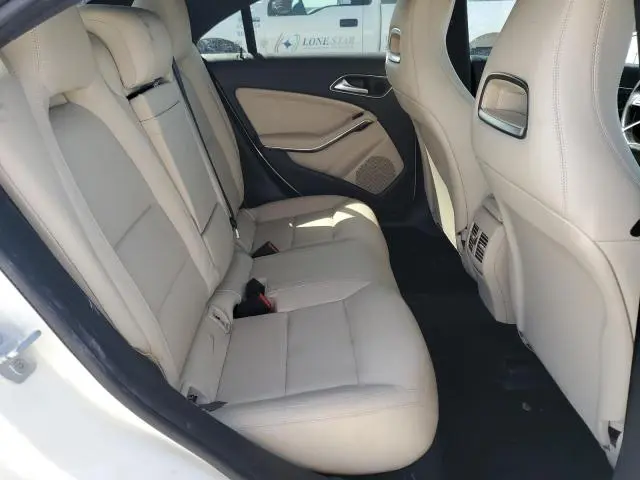 2015 MERCEDES-BENZ CLA 250  