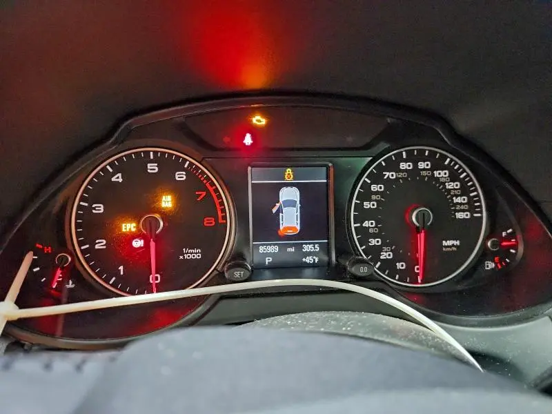 2017 AUDI Q5 PREMIUM PLUS  