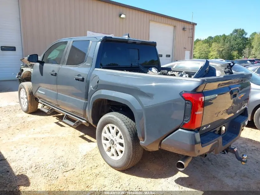 2024 TOYOTA TACOMA SR5 4WD