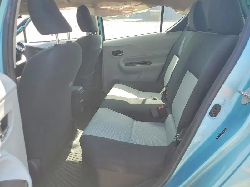 2014 TOYOTA PRIUS C TWO  