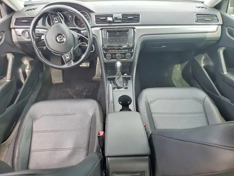 2018 VOLKSWAGEN PASSAT S  