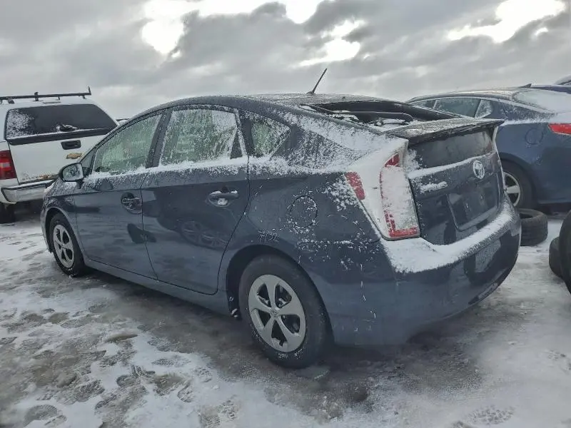 2013 TOYOTA PRIUS   
