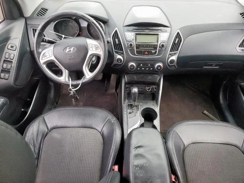 2011 HYUNDAI TUCSON GLS  
