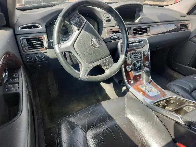 2012 VOLVO S80 T6  