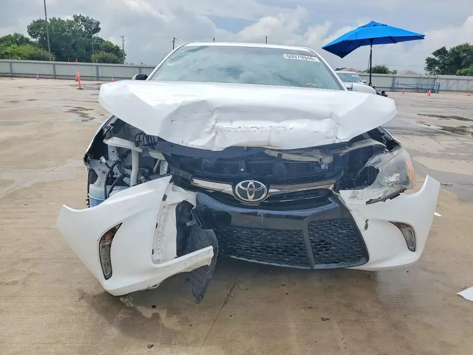 2016 TOYOTA CAMRY XSE  
