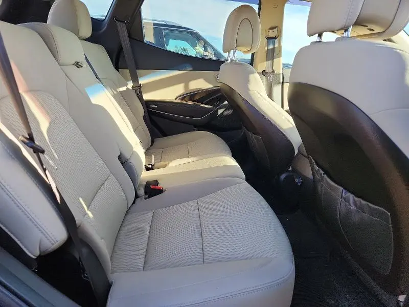 2017 HYUNDAI SANTA FE   