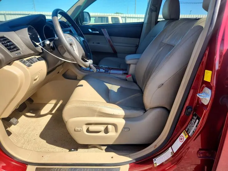 2010 TOYOTA HIGHLANDER LIMITED  