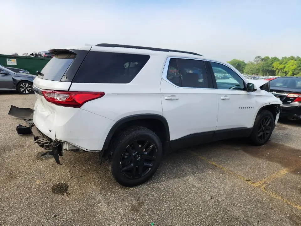 2021 CHEVROLET TRAVERSE LT  